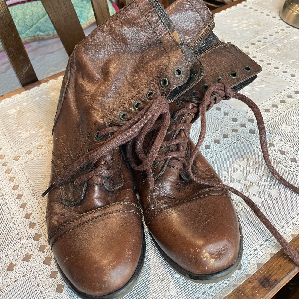 Steve Madden Brown Leather Troopa Combat Boots